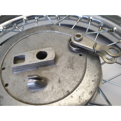 Переднее колесо в сборе 16" JAWA 559360