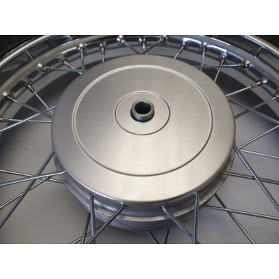 Переднее колесо в сборе 16" JAWA 559360