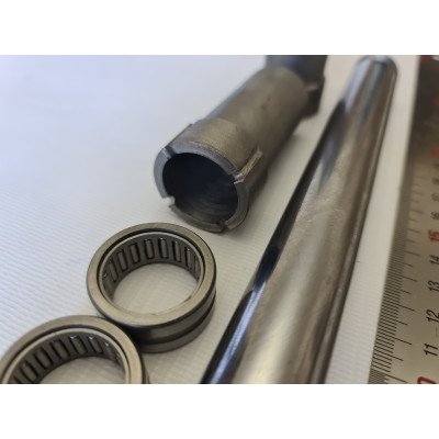 Ось заднего маятника на подшипниках JAWA 634\638