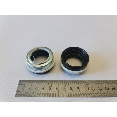 Сальниковая гайка JAWA 360/634