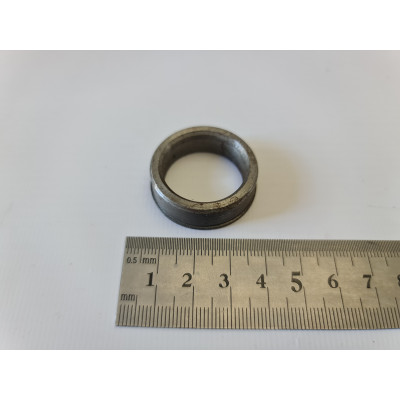 Втулка распорная задней звезды JAWA