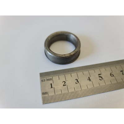 Втулка распорная задней звезды JAWA