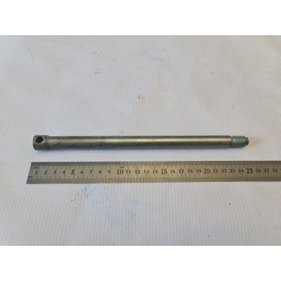 Ось заднего колеса CZ 472