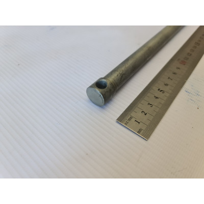 Ось заднего колеса CZ 472