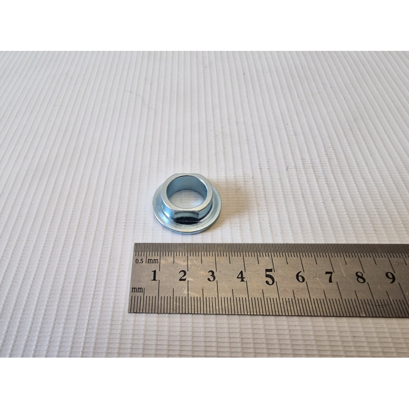 Втулка центровочная заднего колеса Cezet 471\472