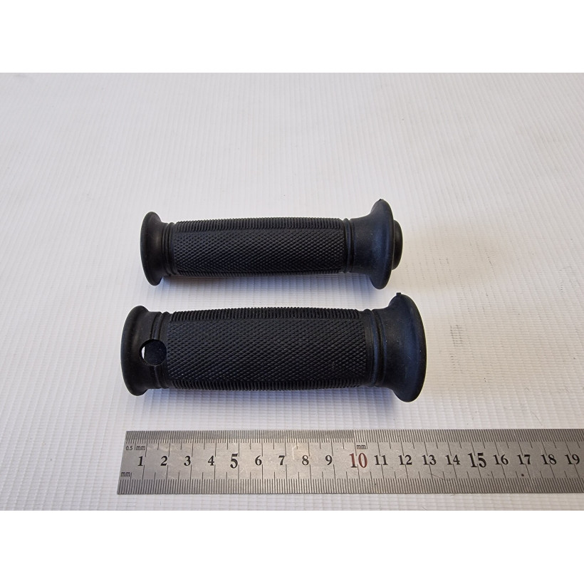 Грипсы руля комплект JAWA Perak\353\360