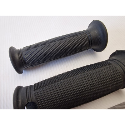 Грипсы руля комплект JAWA Perak\353\360