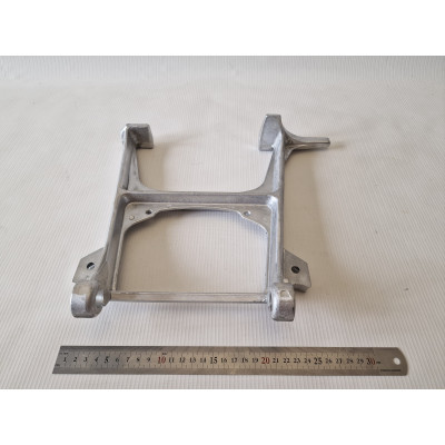 Центральная подставка JAWA 634\68\640