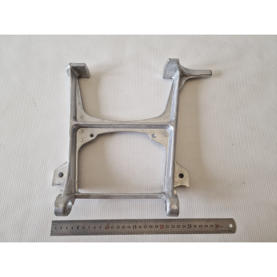 Центральная подставка JAWA 634\68\640