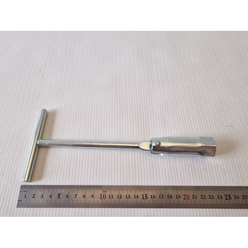 Свечной ключ с ручкой 21мм