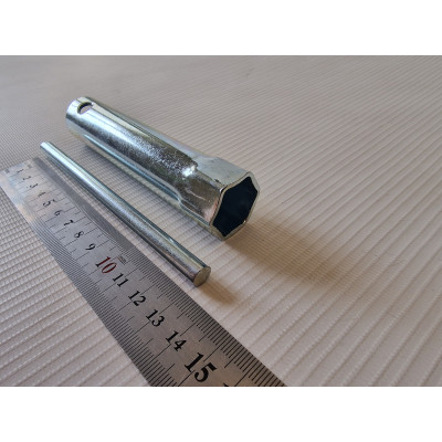 Свечной ключ с воротком 21мм