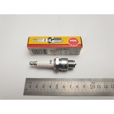 Свеча зажигания NGK B6HS 