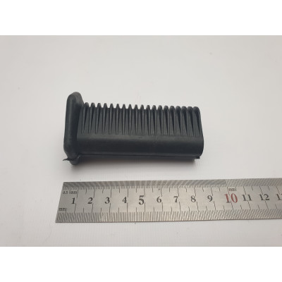 Резина задней подножки CZ 472