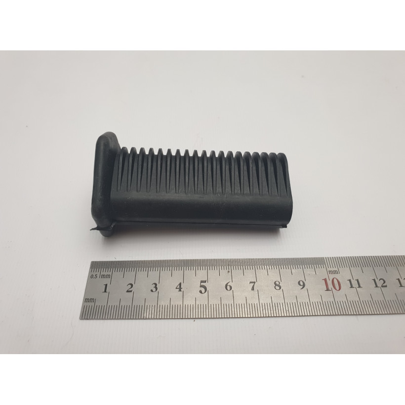 Резина подножки CZ 472