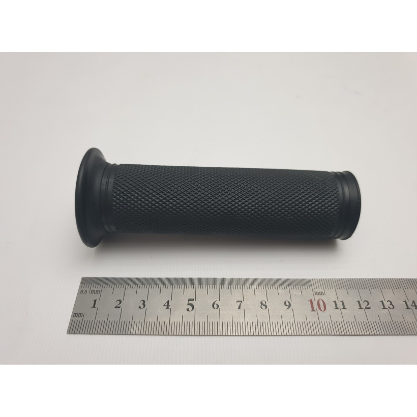 Грипса руля правая CZ 472