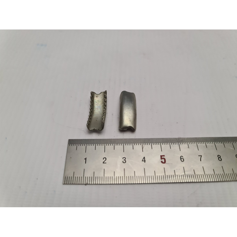 Зажим окантовки бензобака УРАЛ