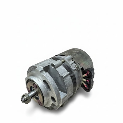 Генератор новый Г424 УРАЛ\М67