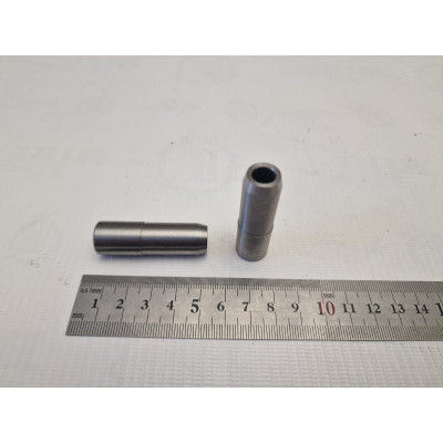 Направляющая втулка клапана УРАЛ\М67