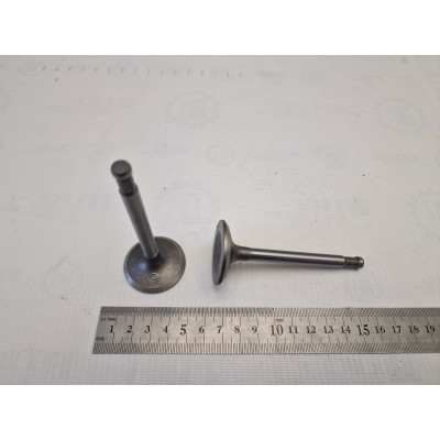 Клапан впускной УРАЛ\М67