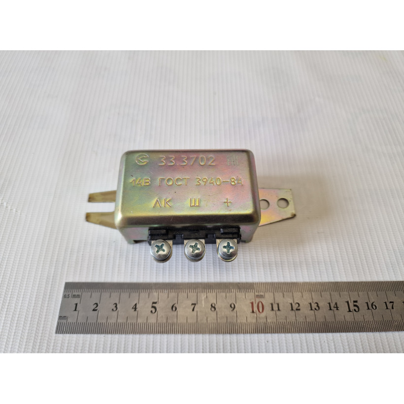 Реле регулятор 12В УРАЛ\М67