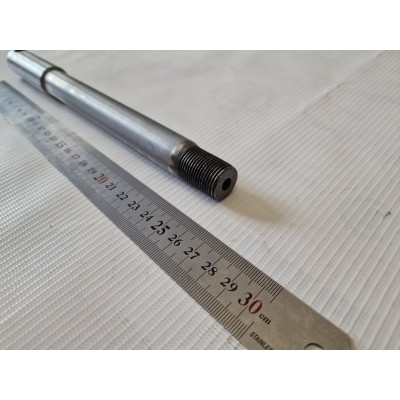 Ось переднего колеса УРАЛ\Днепр