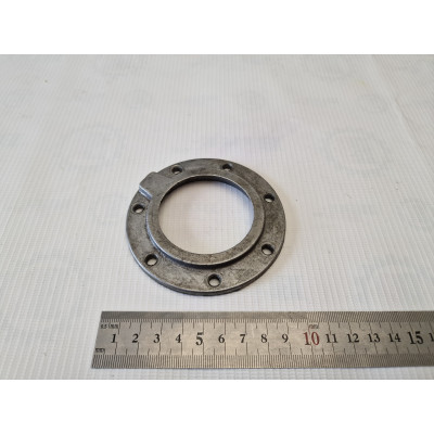 Крышка сальника картера главной передачи УРАЛ\М67