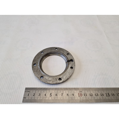 Крышка сальника картера главной передачи УРАЛ\М67